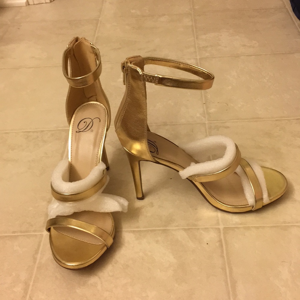 Sexy gold heels